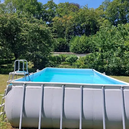 Vendégház 2 Dans Maison Bourgeoise Avec Piscine, Proche Et Roissy Lizy-sur-Ourcq